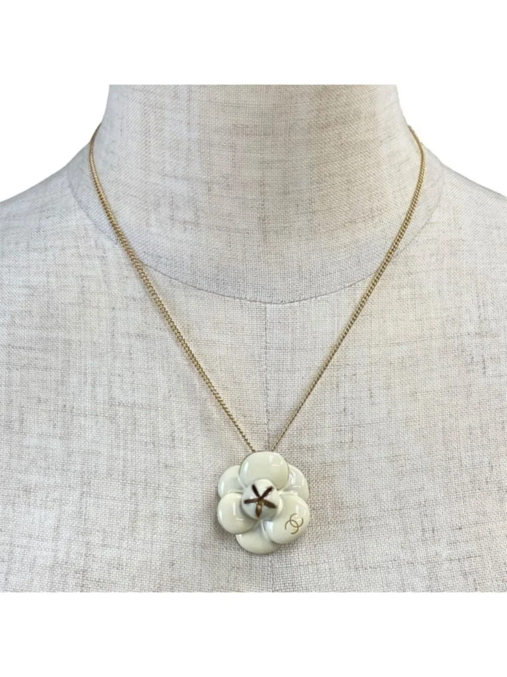 Chanel Pendant Camellia CC Logo 02P Metal Ivory Gold